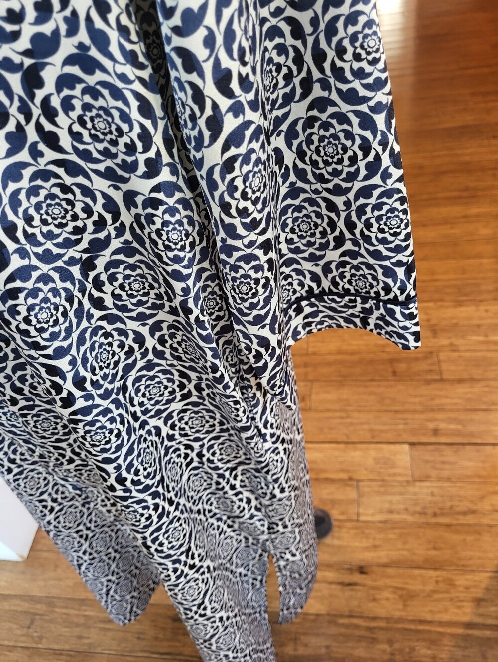Oscar De La Renta Blue/White Floral Polyester Satin Kaftan Medium - Picture 7 of 11